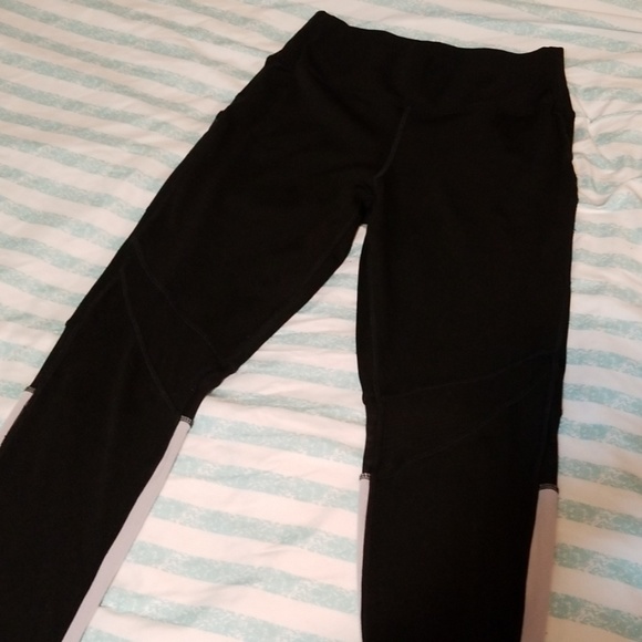 Leggings with Pocket - Picture 4 of 4